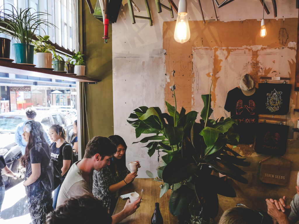 Melbourne Cafe Hopping DO01011245