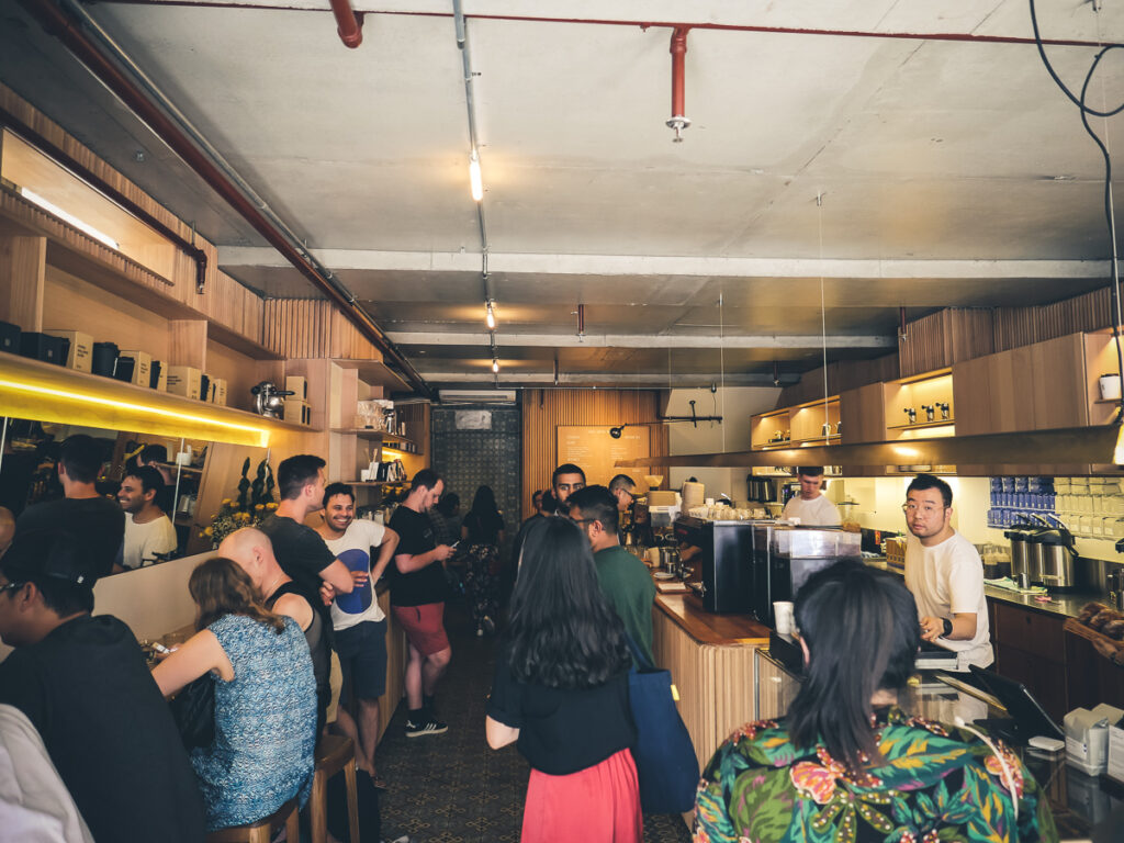 Melbourne Cafe Hopping DO01011482
