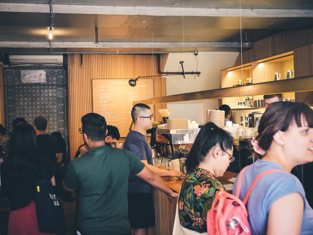 Melbourne Cafe Hopping DO01011483
