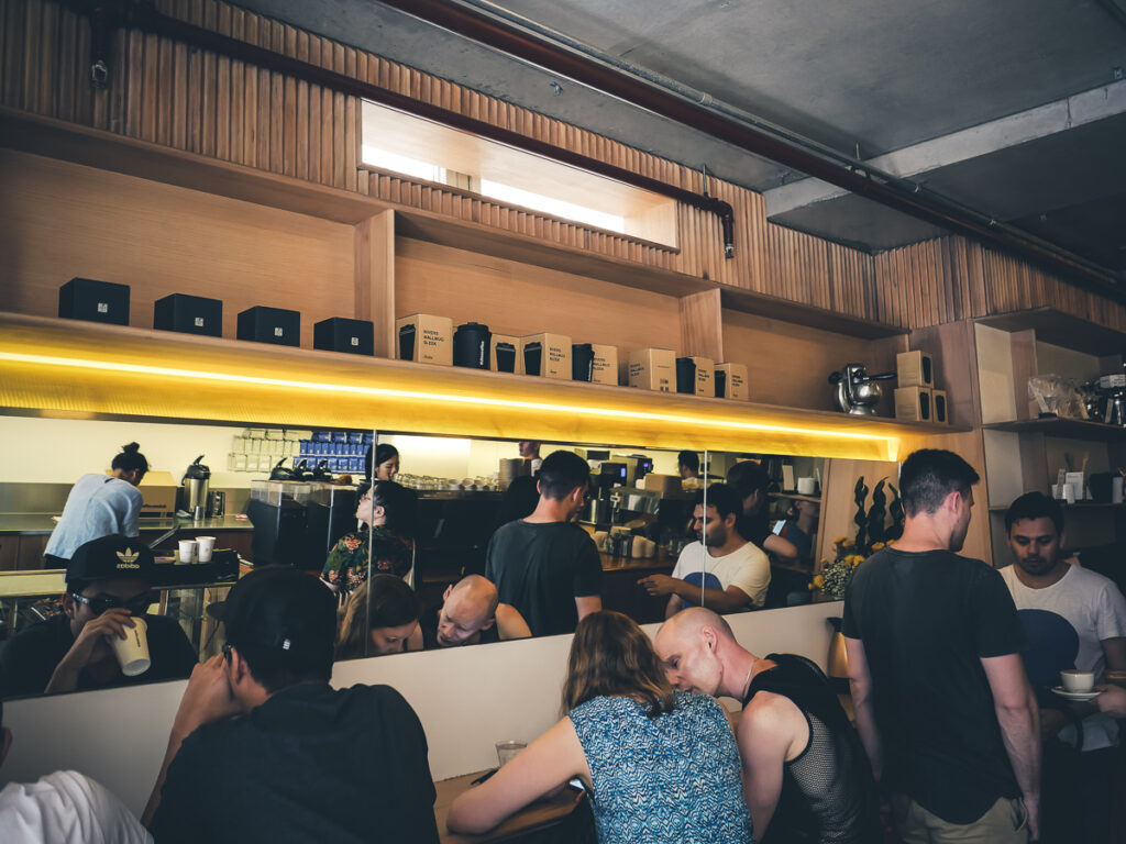 Melbourne Cafe Hopping DO01011487