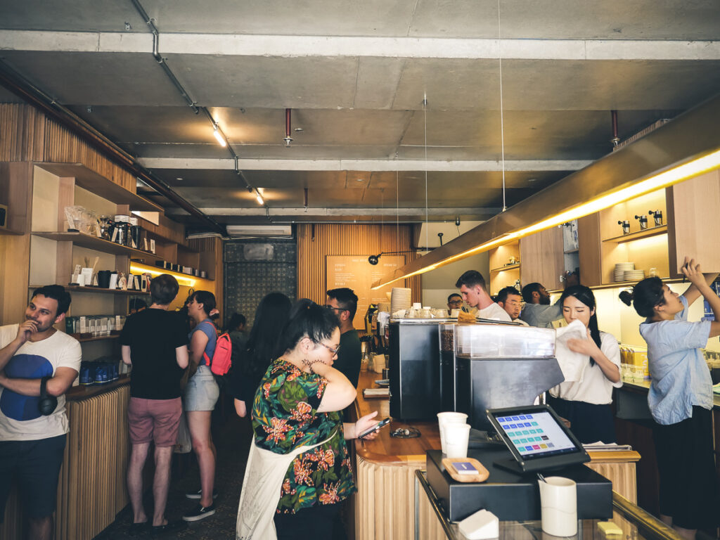 Melbourne Cafe Hopping DO01011488