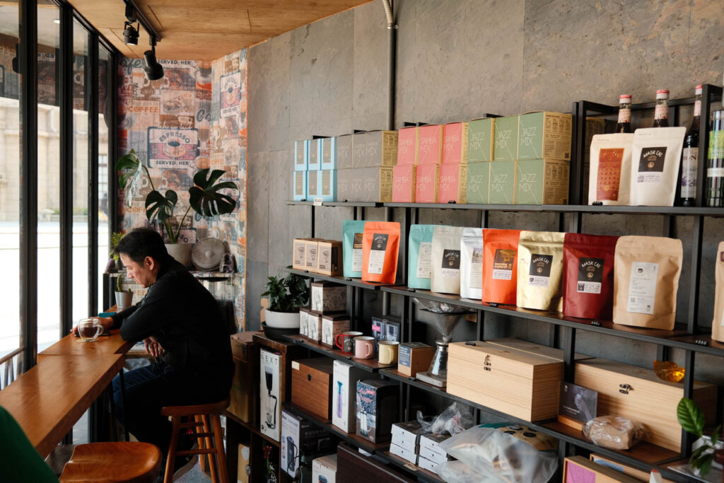 Taipei Cafe Hopping - A mini guide to exploring cool vibes cafes in Taipei 2023 Coffee Club