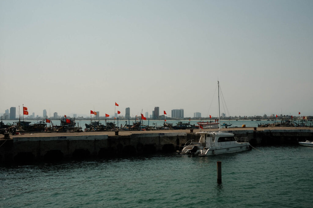 son tra marina
